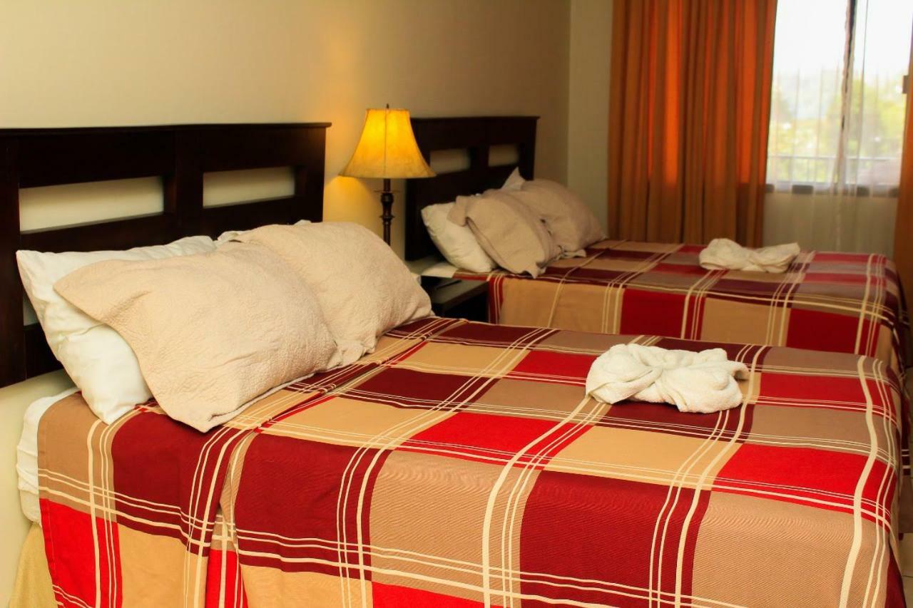 קופאן Plaza Magdalena Hotel מראה חיצוני תמונה